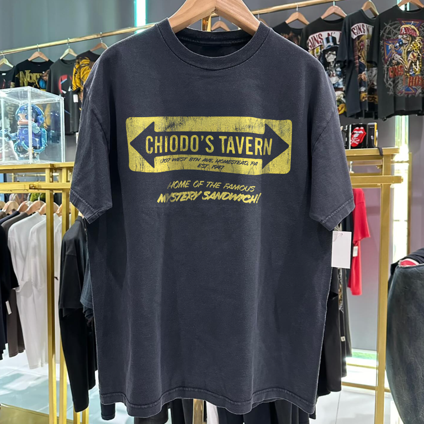 CHIODO'S TAVERN RARE WASHED BLACK T-SHIRT