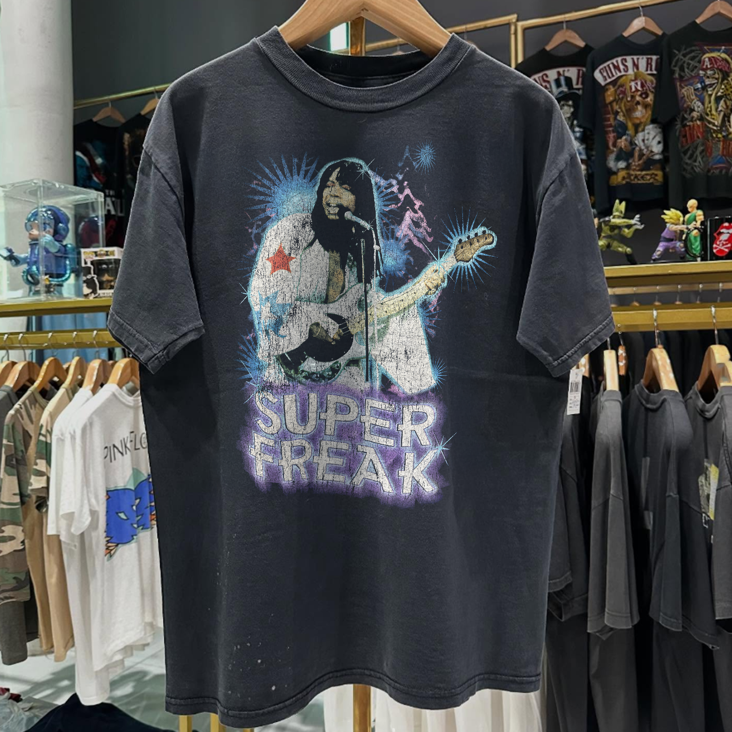 2004 RICK JAMES 'KINKY GIRL' RARE WASHED BLACK T-SHIRT