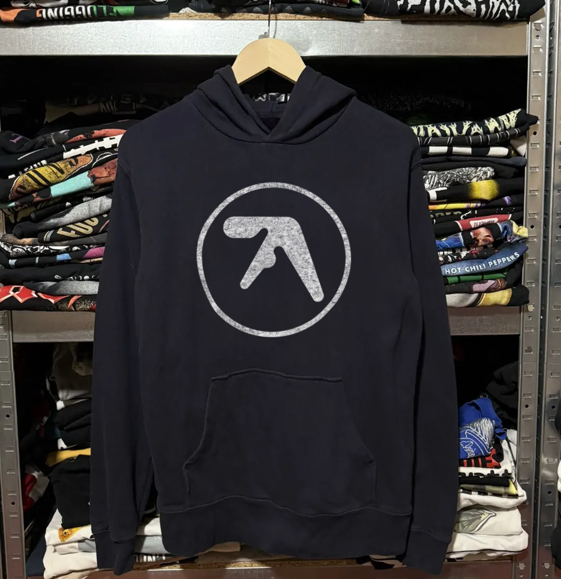 RARE APHEX TW1N CIRCLE LOGO BLACK HOODIE