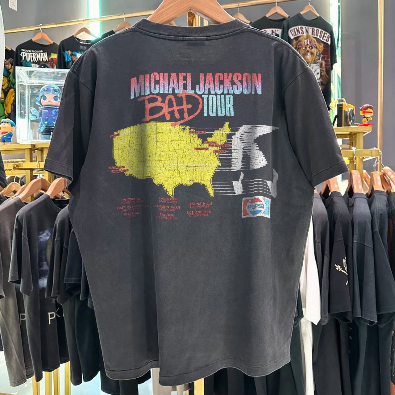 1988 MICHAEL JACKS0N 'BAD' WORLD TOUR RARE WASHED BLACK T-SHIRT