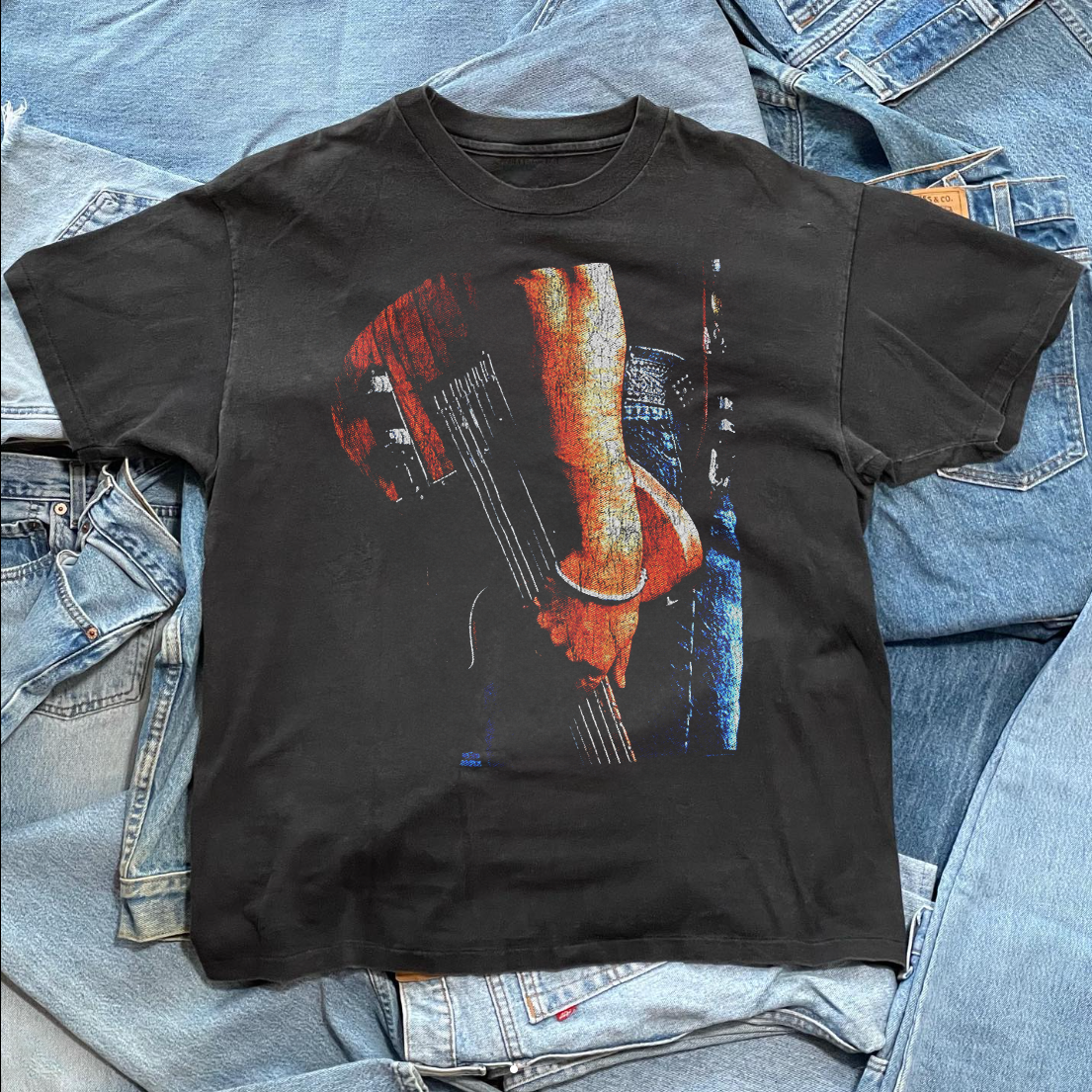 BRUCE SPRINGSTEEN - 92-93 WORLD TOUR - VINTAGE WASHED BLACK T-SHIRT