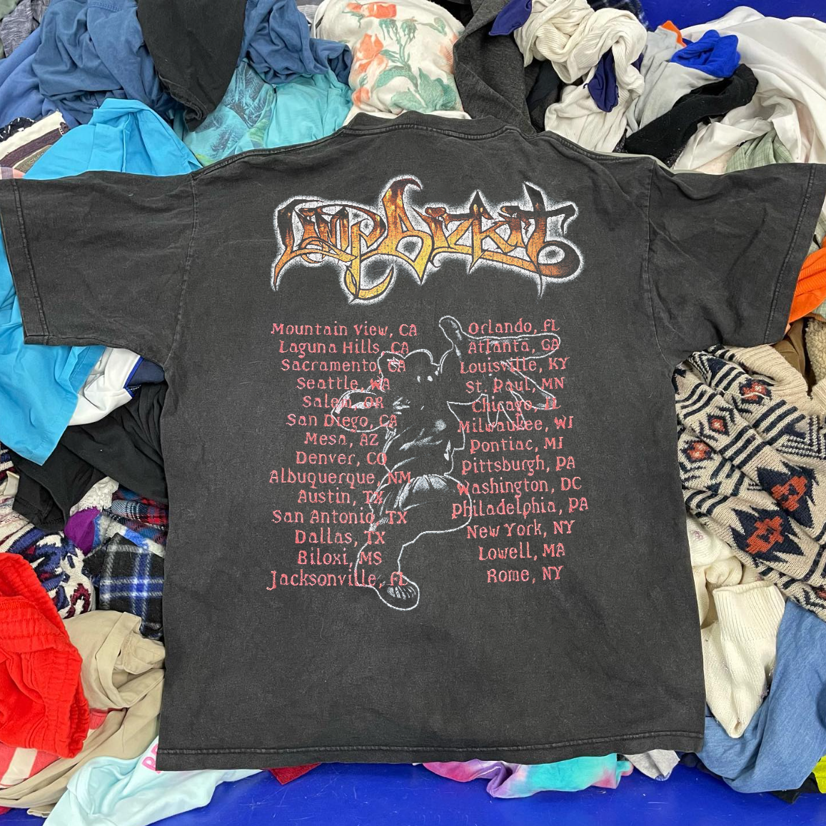 L1MP B1ZK1T - S1GN1F1CANT 0THER VINTAGE WASHED BLACK T-SHIRT