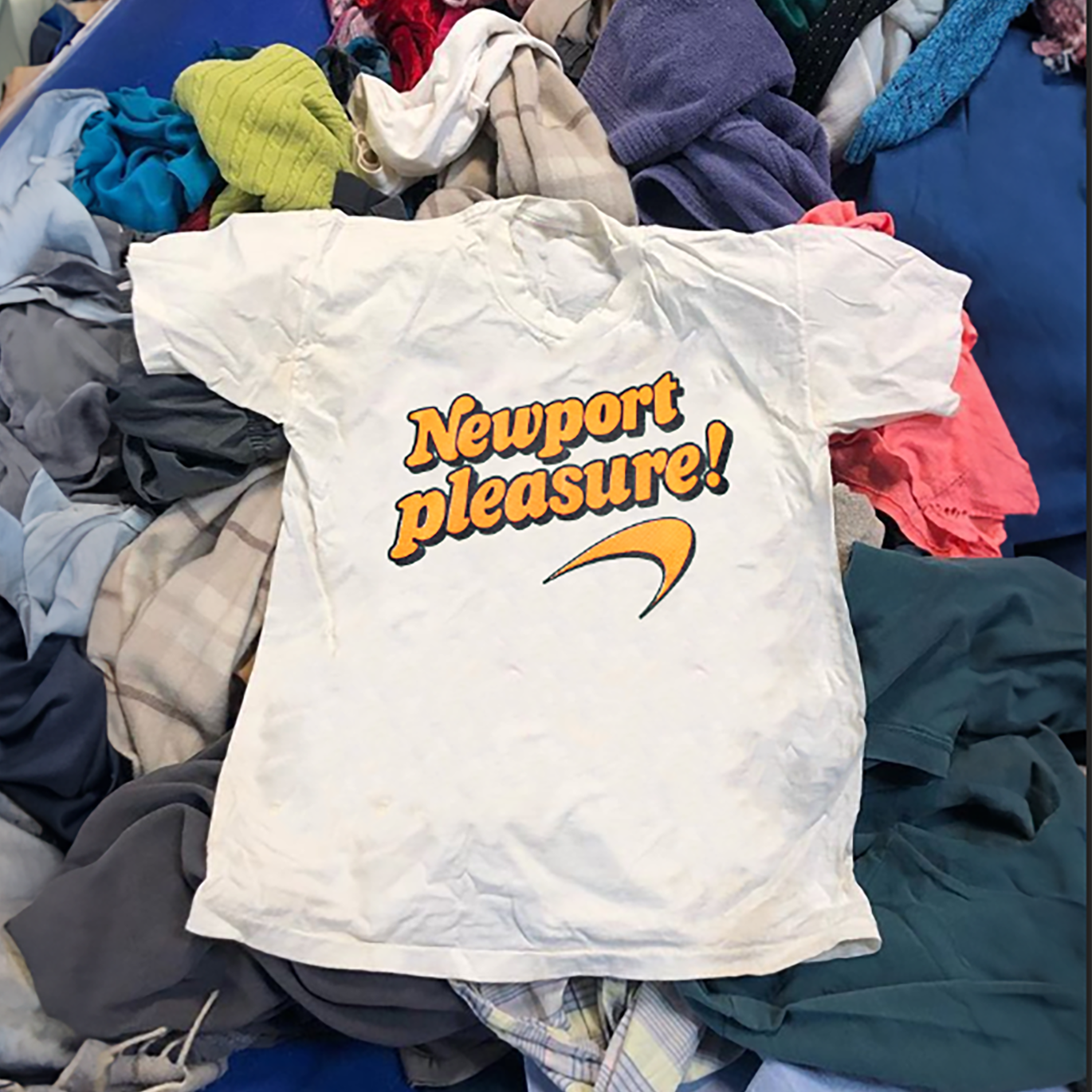 NEWP0RT PLEASURES - VINTAGE WASHED WHITE T-SHIRT