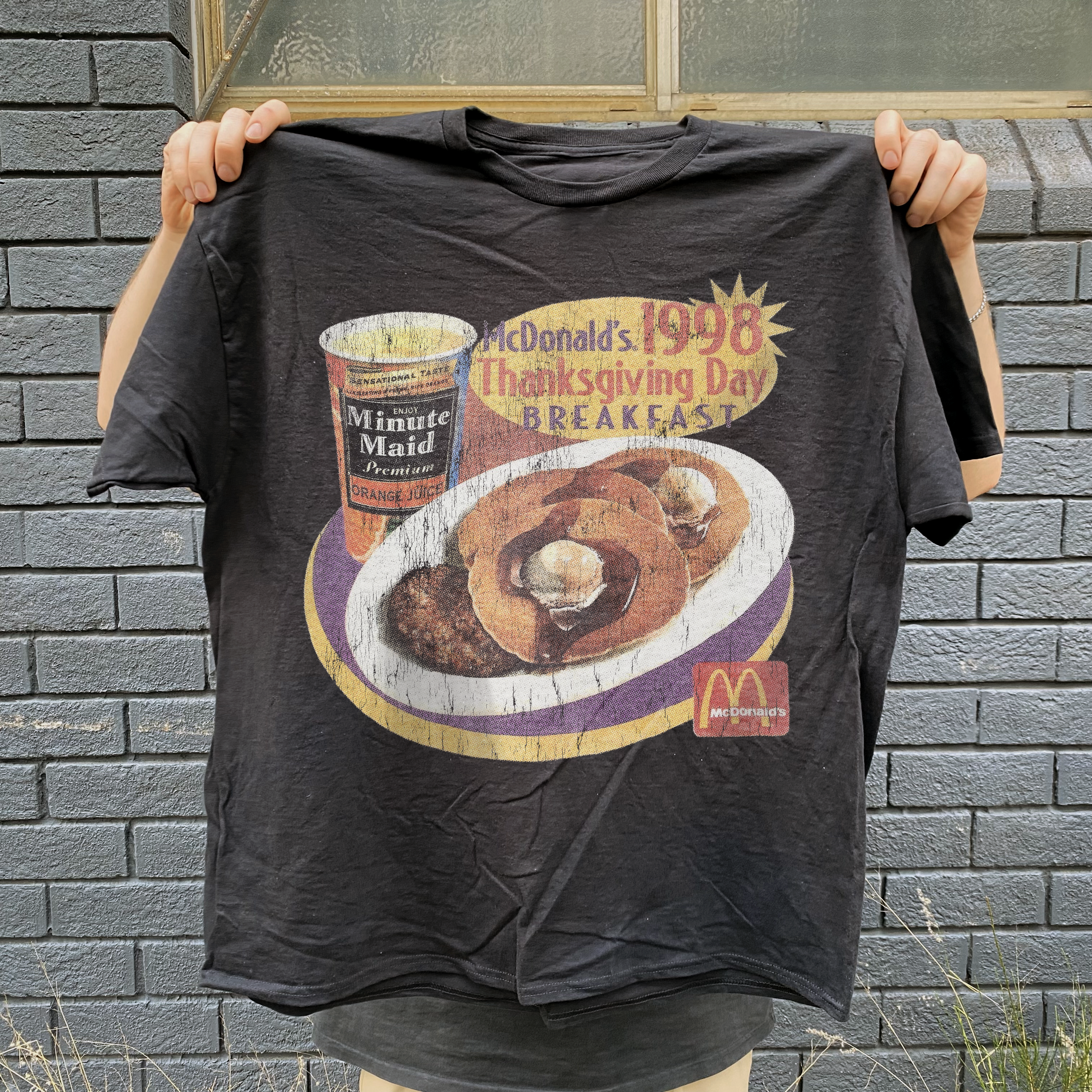 '98 THANKSGIVING BREAKFAST VINTAGE WASHED BLACK T-SHIRT