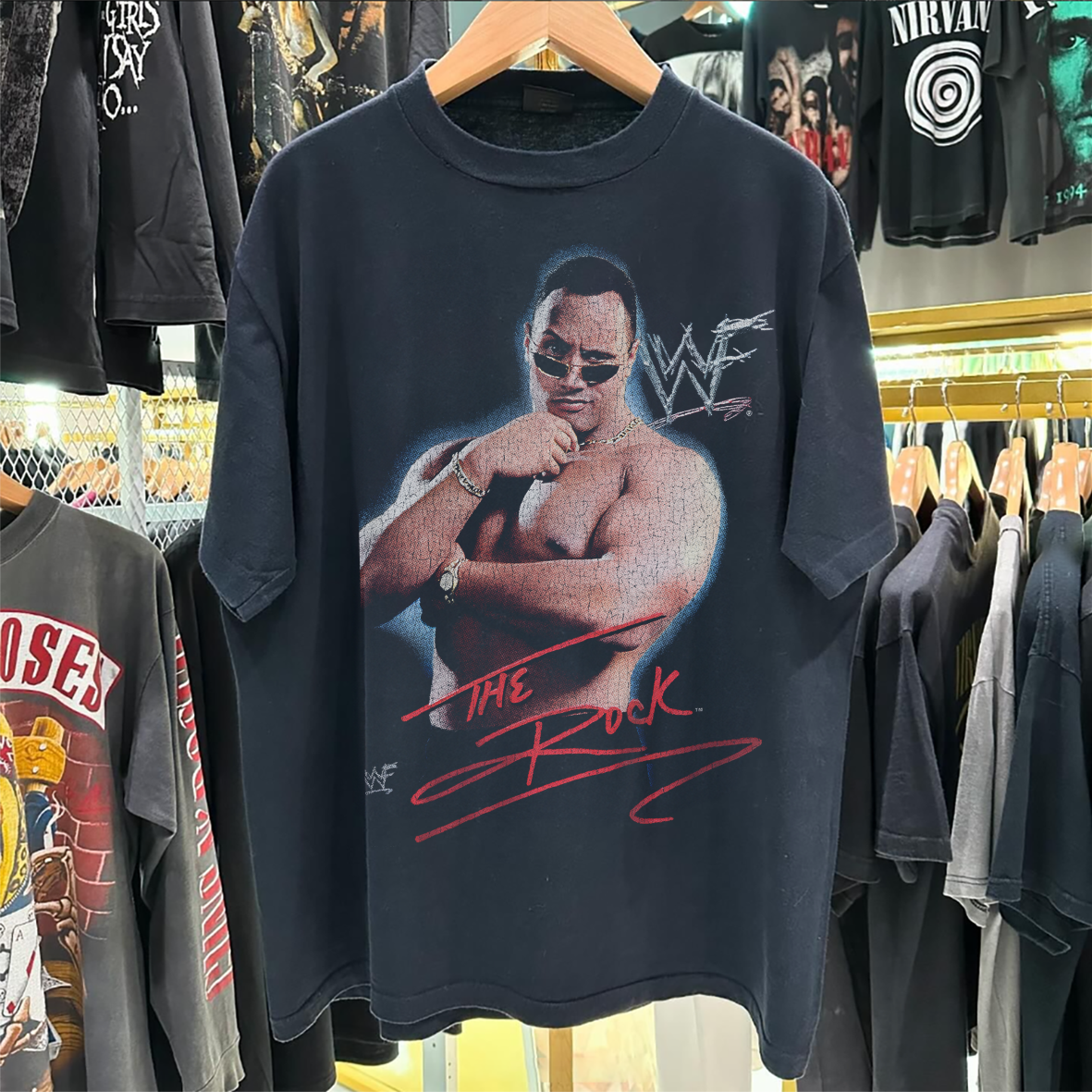 THE R0CK LAYIN' THE SMACK DOWN 90'S VINTAGE WASHED BLACK T-SHIRT