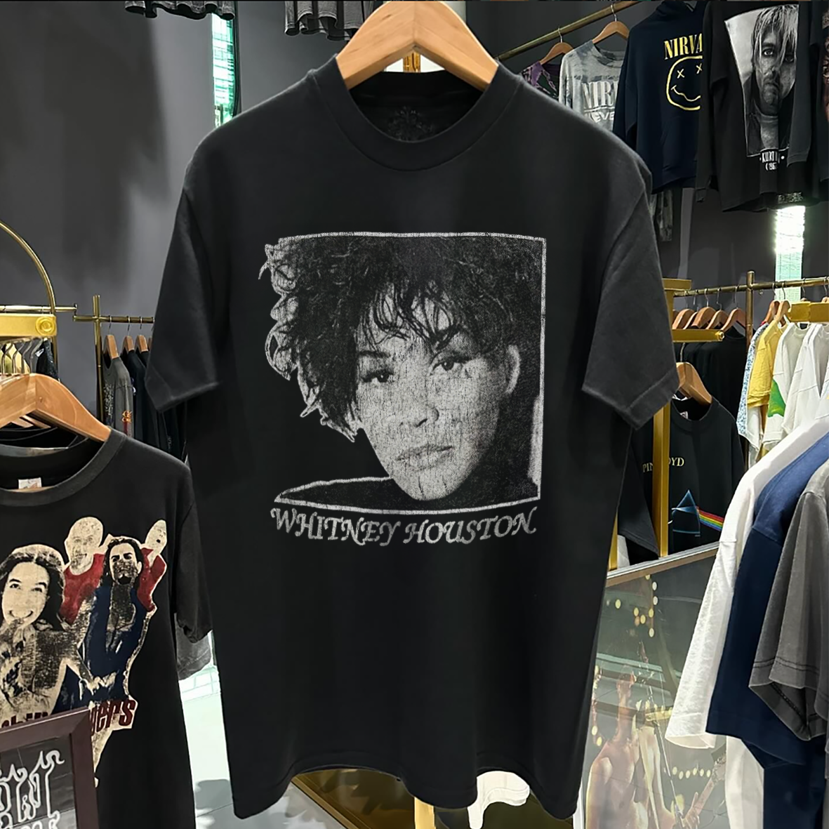 WHTNEY 82' I W1LL ALWAYS LOVE YOU VINTAGE WASHED BLACK T-SHIRT