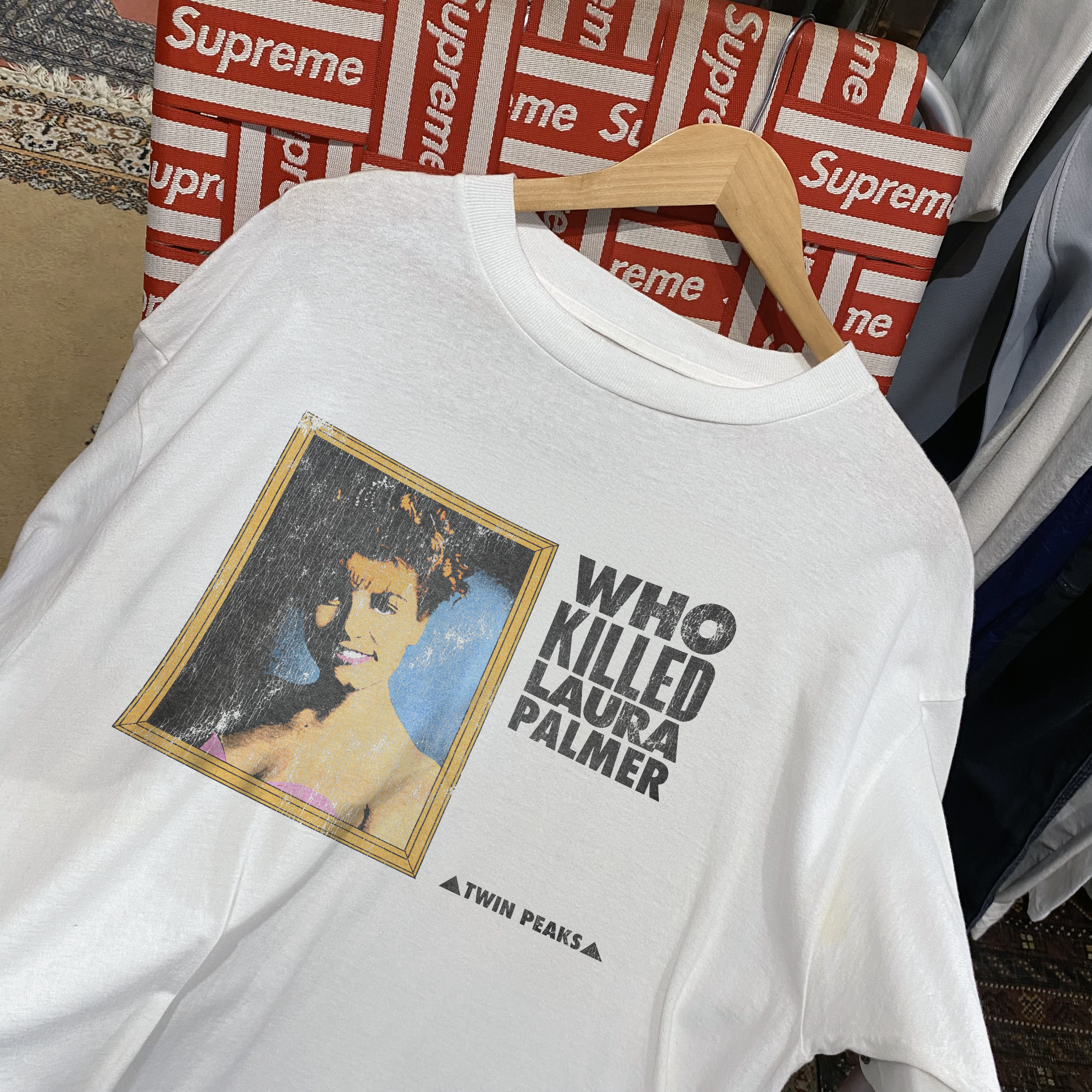 WHO KILLED LAURA PALMER TWIN P3AKS VINTAGE WASHED WHITE T-SHIRT