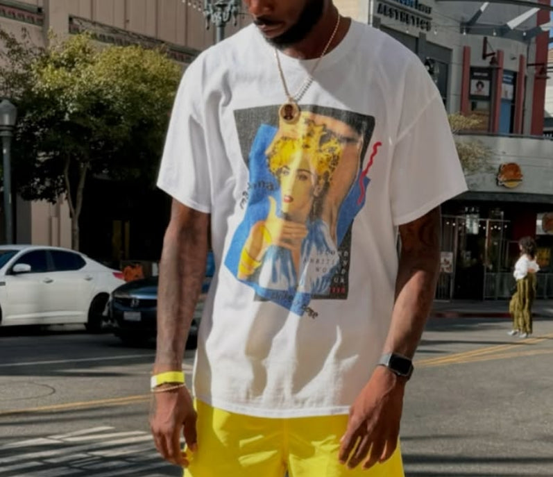 MAD0NNA - 1990 BLOND AMBITI0N WORLD TOUR- RARE WHITE T-SHIRT