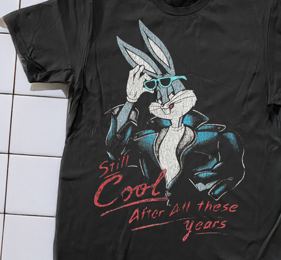 90's BUGS WASHED BLACK T-SHIRT