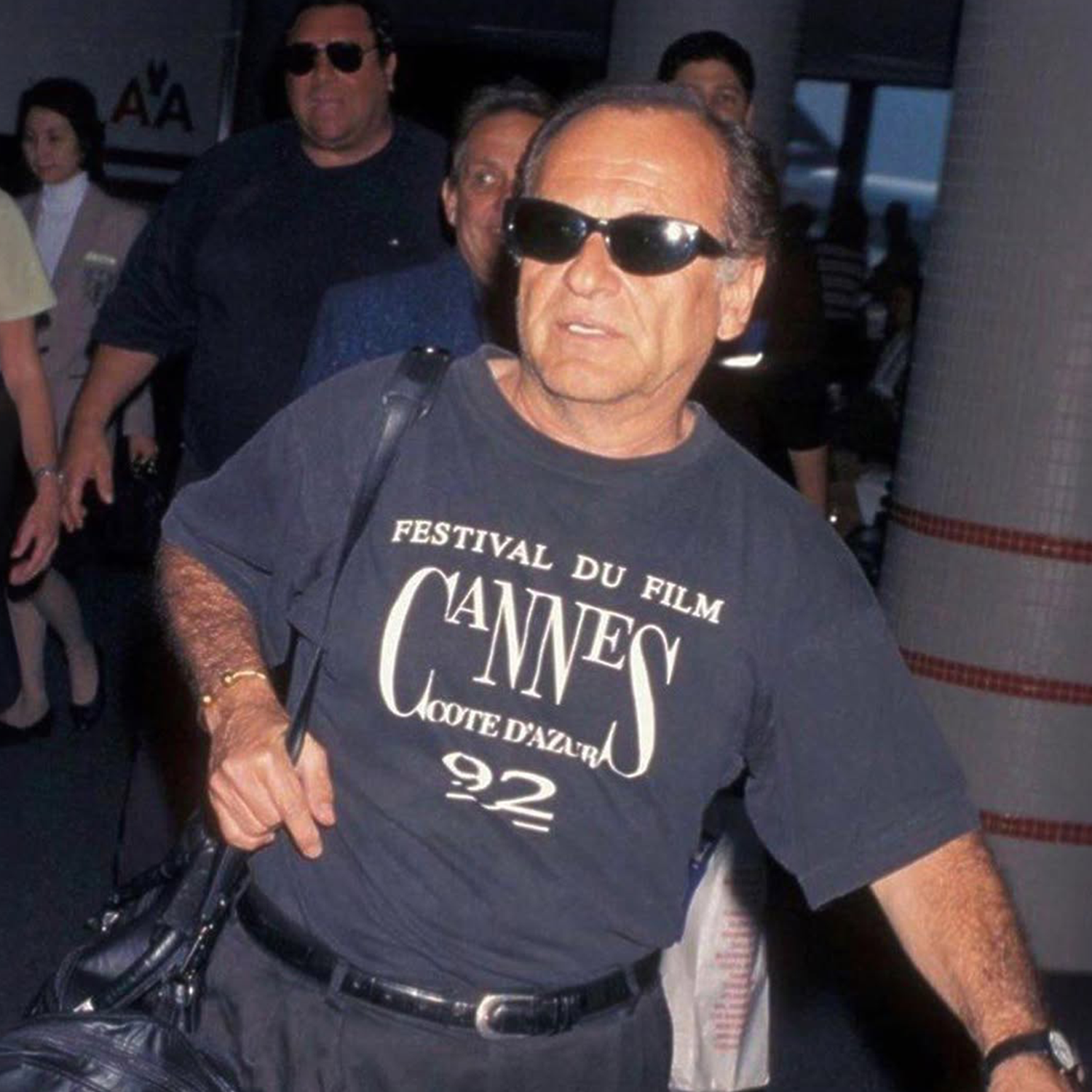 1992 CANNES FILM FESTIVAL PROMO RARE WASHED NAVY T-SHIRT