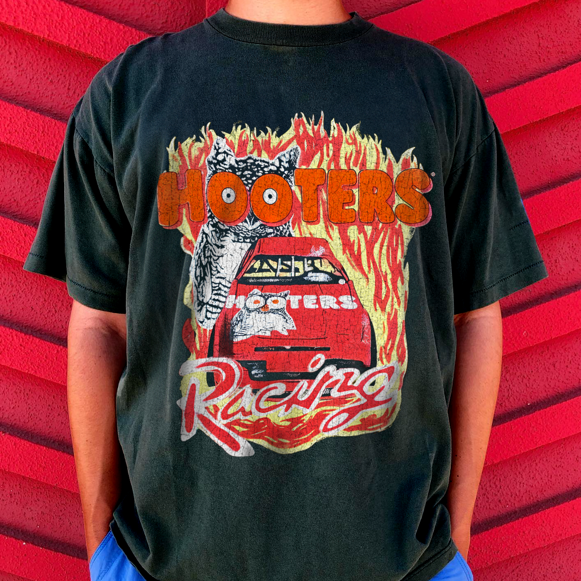 H00TERS RACING 90's WASHED BLACK T-SHIRT