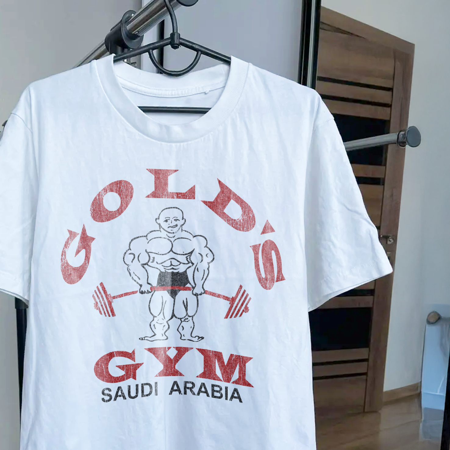 90s GOLD'S GYM SAUDI ARABIA RARE WASHED WHITE T-SHIRT