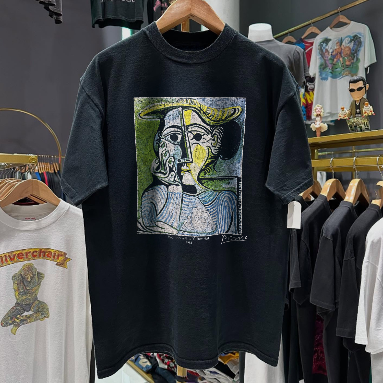 90s PICASSO 'WOMAN WITH A YELLOW HAT' RARE WASHED BLACK T-SHIRT
