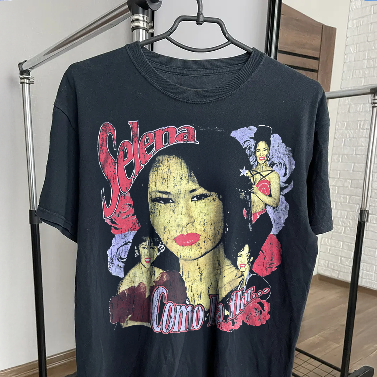 90s SELENA QUINTANILLA COMO LA FLOR RARE WASHED BLACK T-SHIRT
