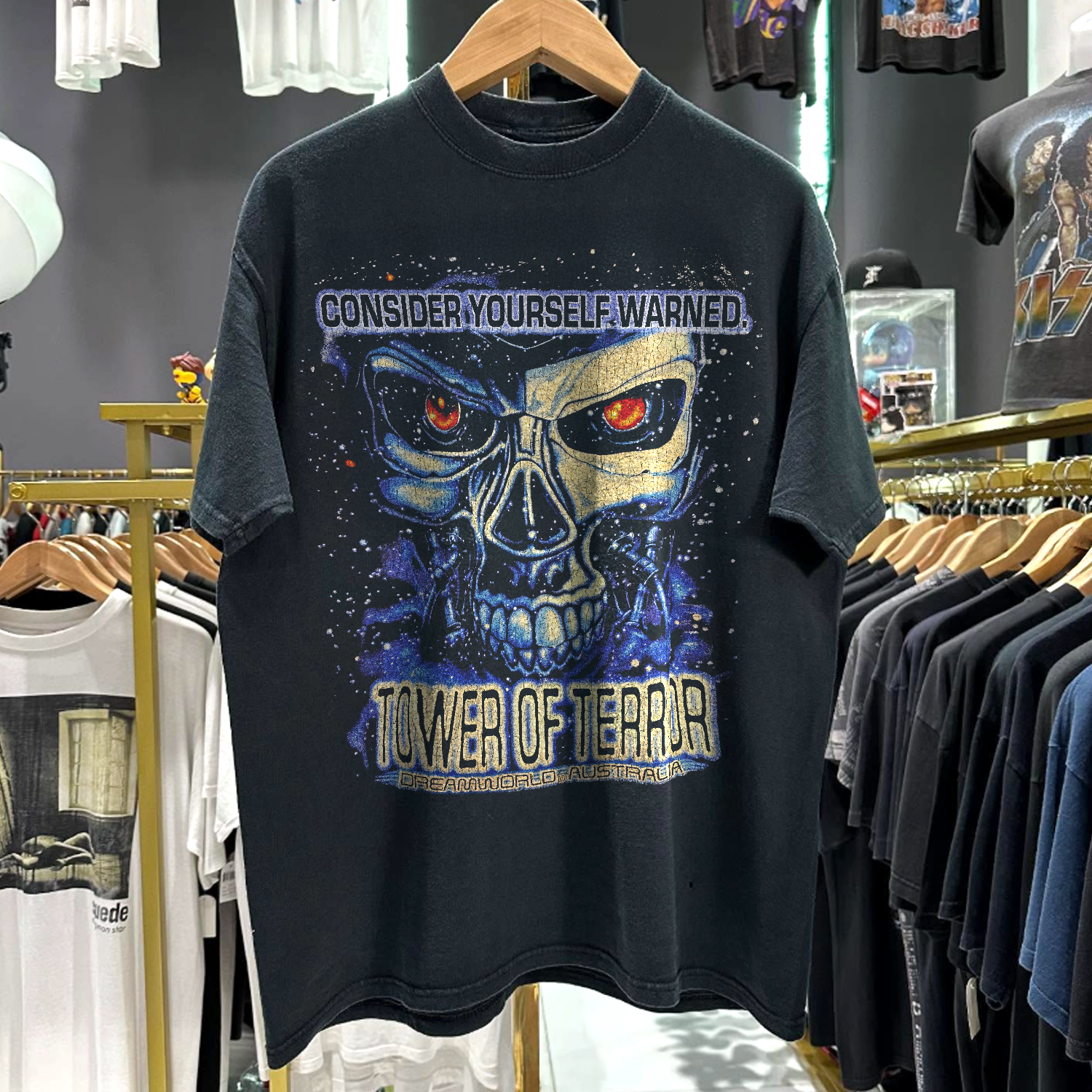 90s DREAMWORLD TOWER OF TERROR 'CONSIDER YOURSELF WARNED' RARE WASHED BLACK T-SHIRT