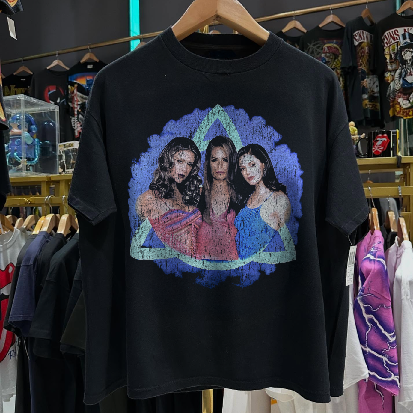 2002 CHARMED PROMO RARE WASHED BLACK T-SHIRT